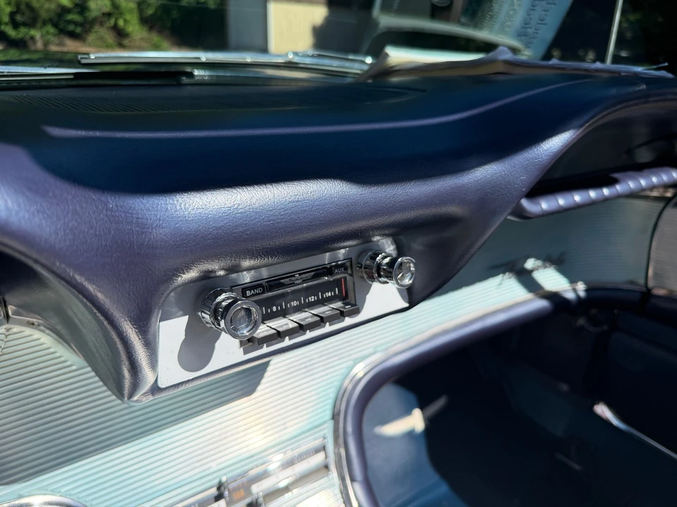 1963 Ford Thunderbird 3rd Gen - Image 19 of 31