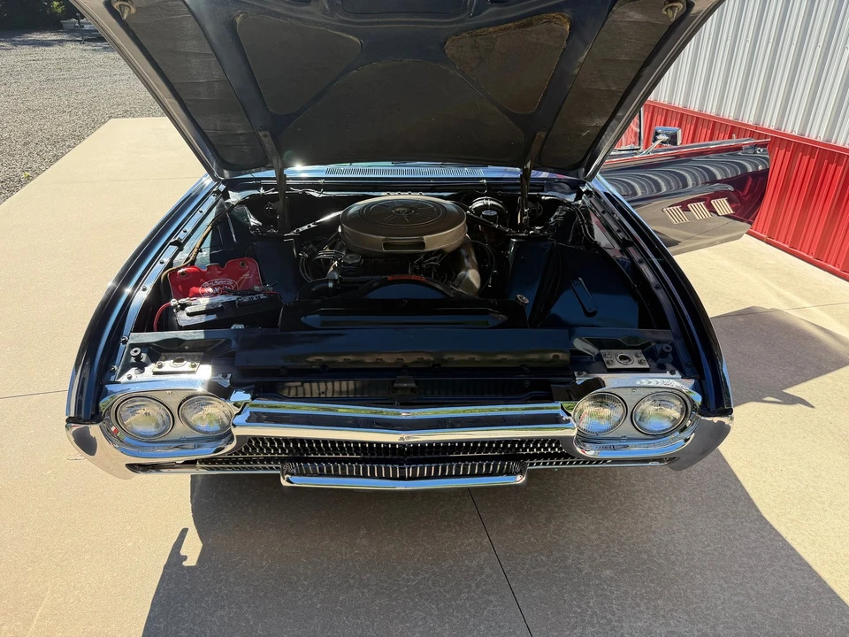 1963 Ford Thunderbird 3rd Gen - Image 28 of 31