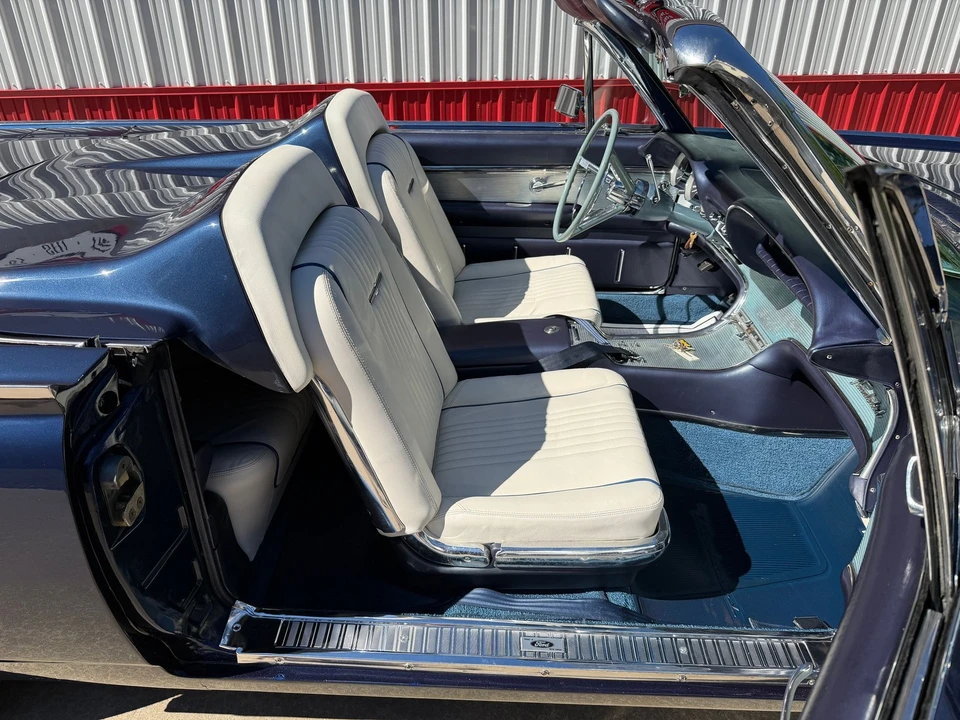 1963 Ford Thunderbird 3rd Gen - Image 10 of 31