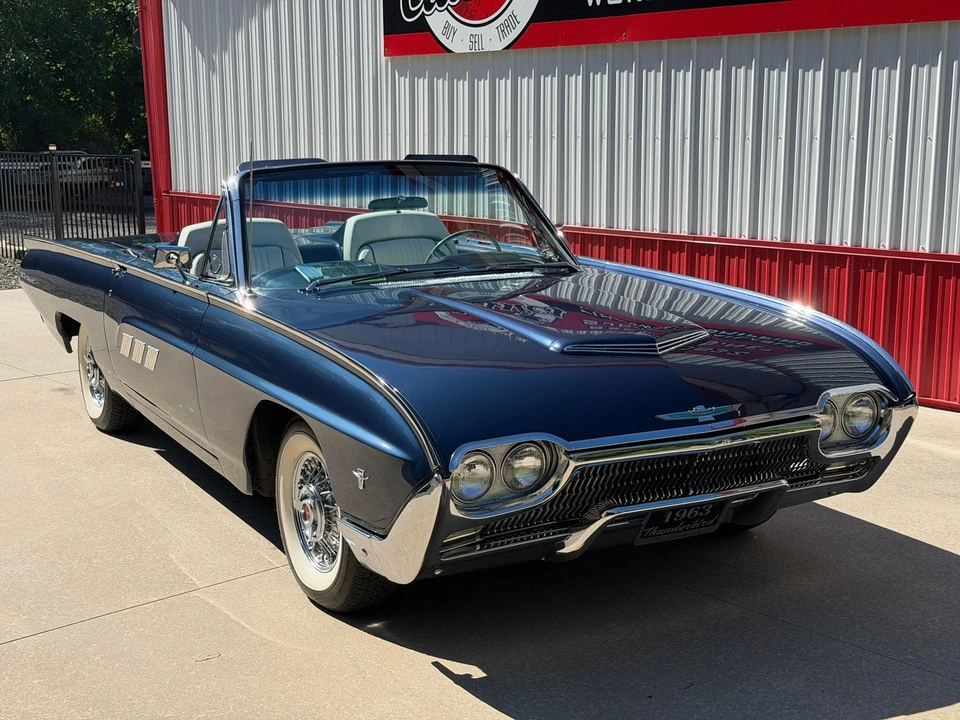 1963 Ford Thunderbird 3rd Gen - Image 2 of 31