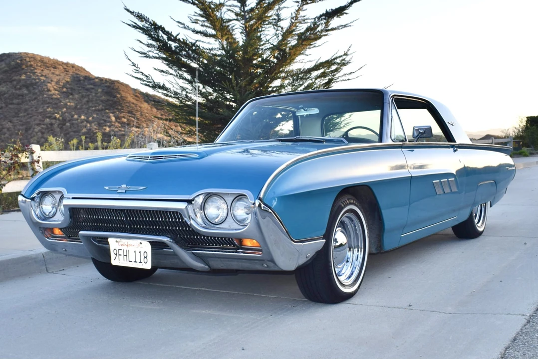 1963 Ford Thunderbird 3rd Gen - Image 9 of 31