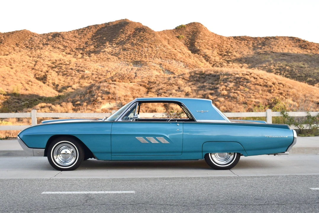 1963 Ford Thunderbird 3rd Gen - Image 11 of 31