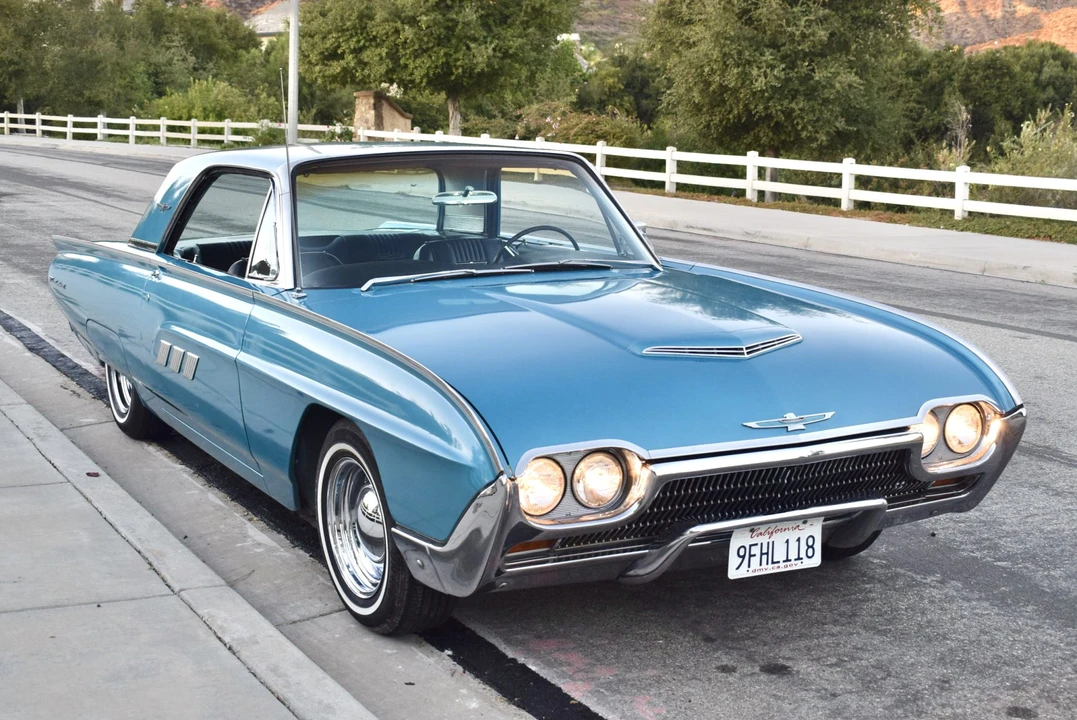 1963 Ford Thunderbird 3rd Gen - Image 5 of 31
