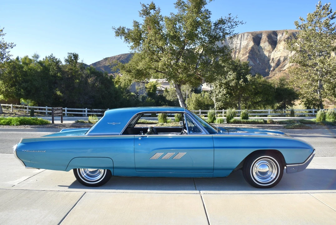 1963 Ford Thunderbird 3rd Gen - Image 28 of 31
