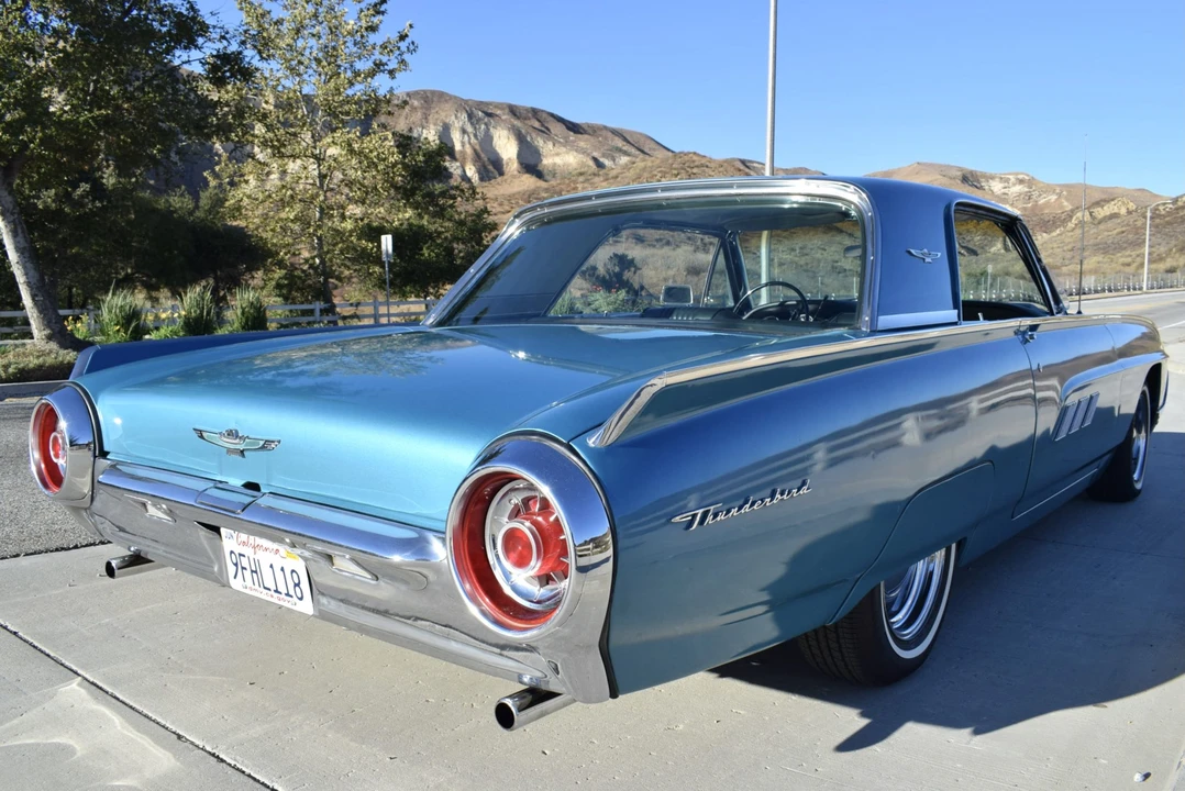 1963 Ford Thunderbird 3rd Gen - Image 24 of 31