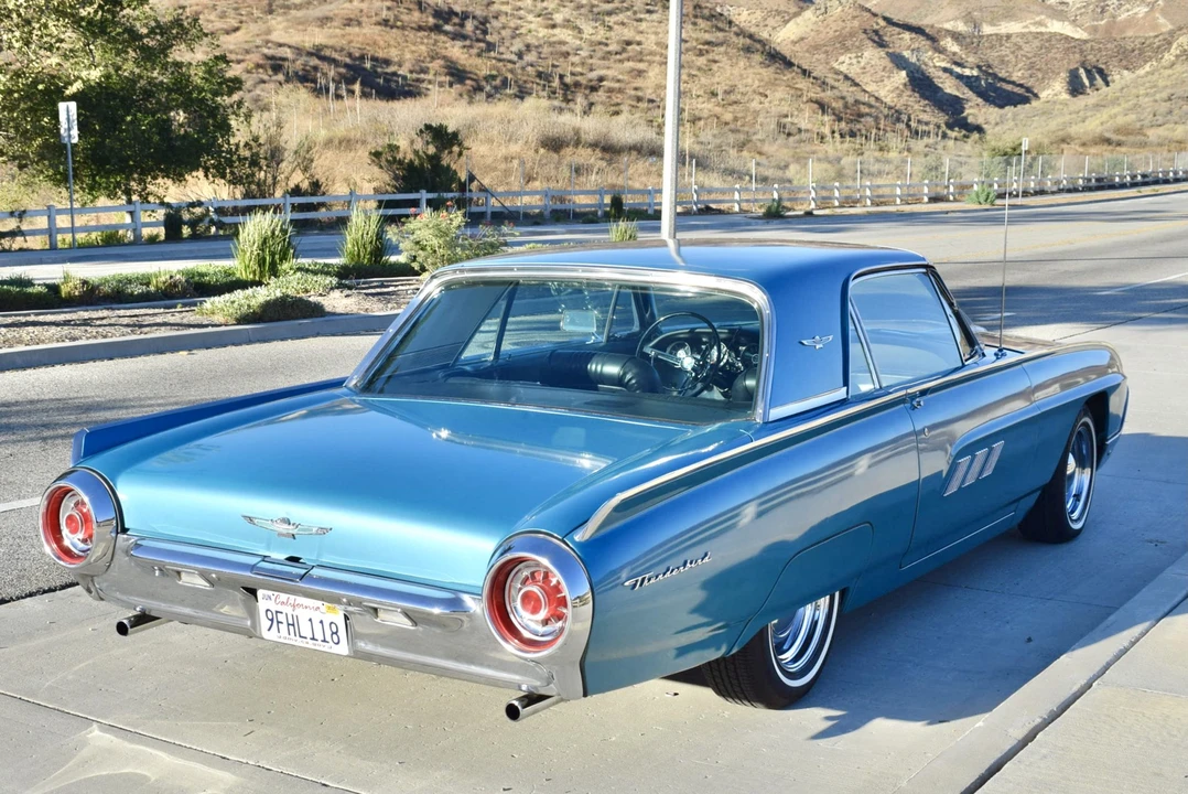 1963 Ford Thunderbird 3rd Gen - Image 26 of 31