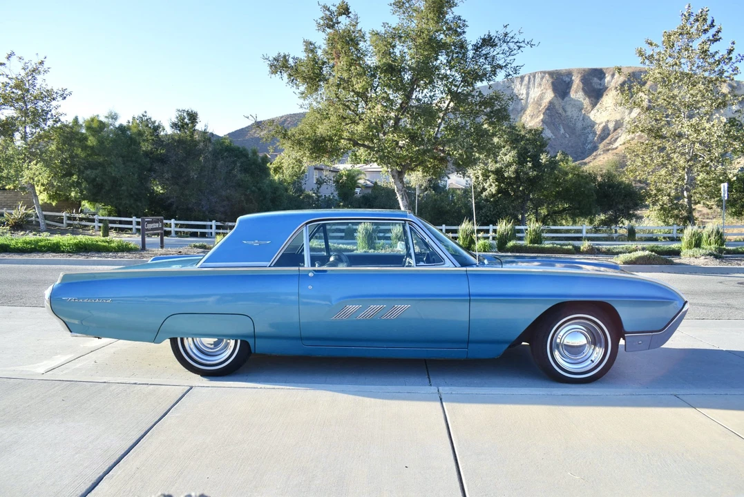 1963 Ford Thunderbird 3rd Gen - Image 29 of 31