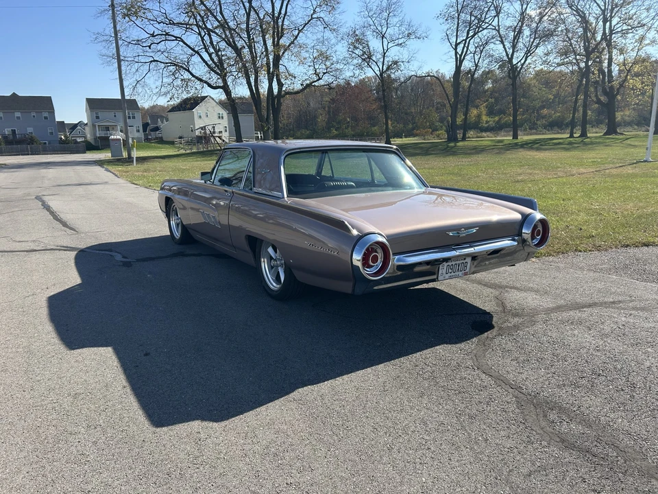 1963 Ford Thunderbird 3rd Gen - Image 10 of 31