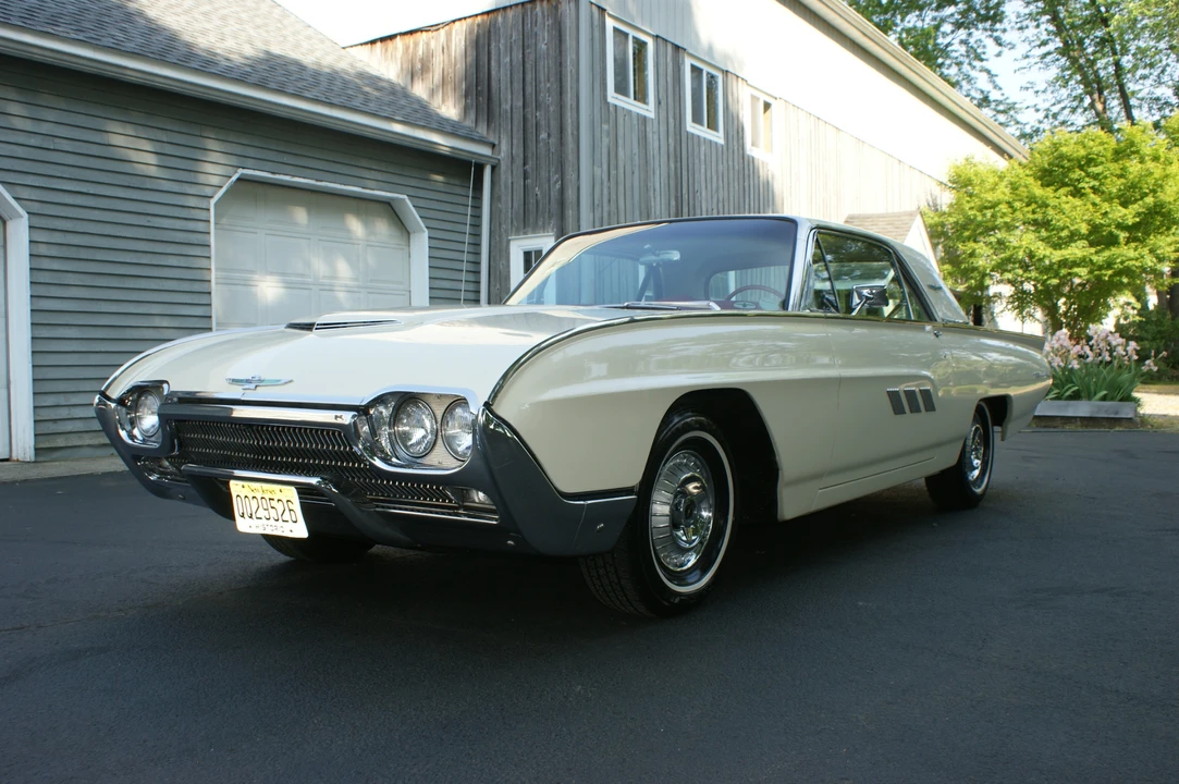 1963 Ford Thunderbird 3rd Gen - Image 10 of 31