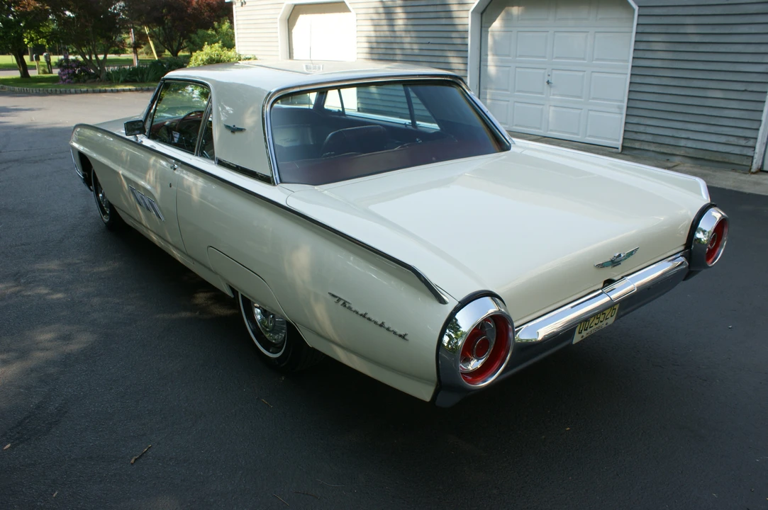 1963 Ford Thunderbird 3rd Gen - Image 13 of 31