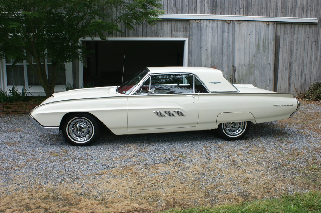 1963 Ford Thunderbird 3rd Gen - Image 5 of 31