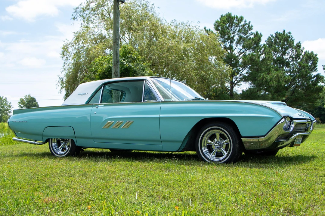1963 Ford Thunderbird 3rd Gen - Image 15 of 31