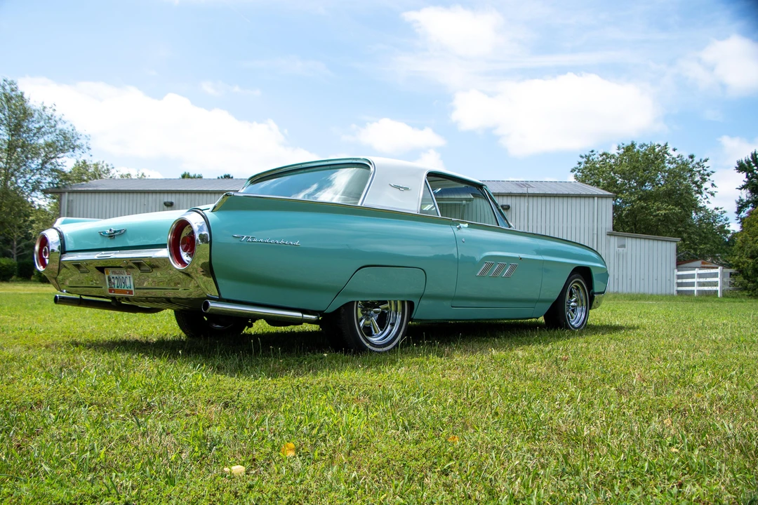 1963 Ford Thunderbird 3rd Gen - Image 13 of 31