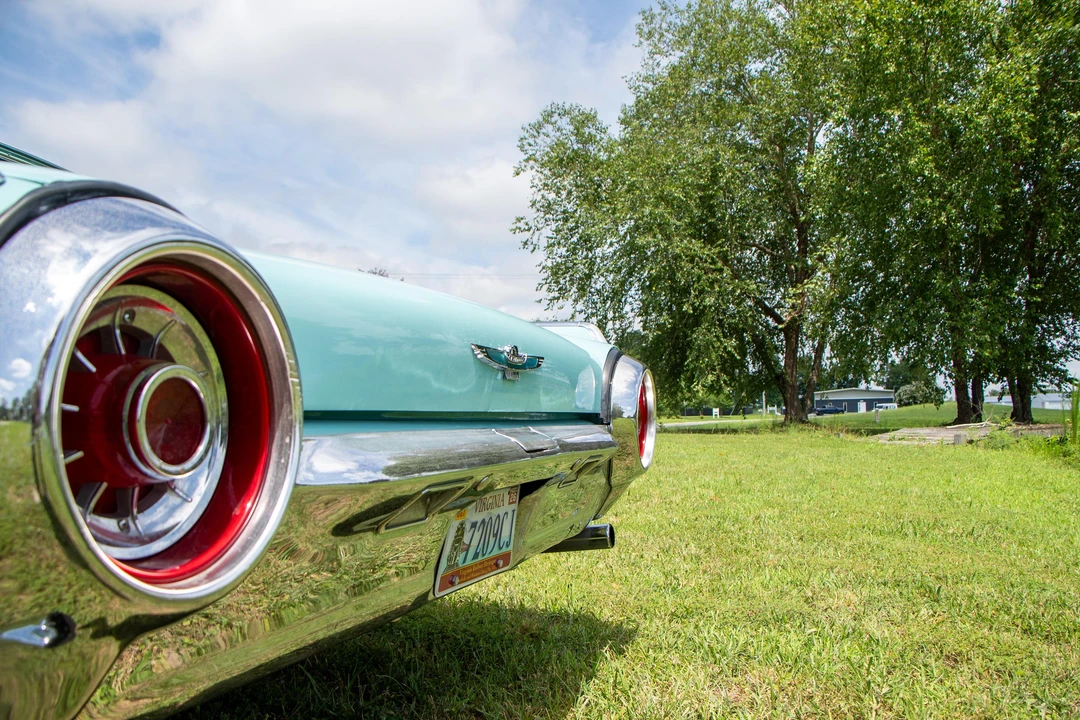 1963 Ford Thunderbird 3rd Gen - Image 30 of 31
