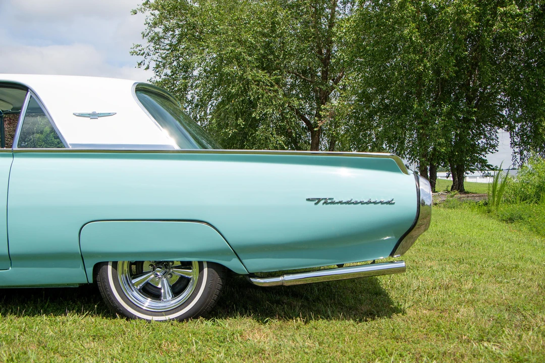 1963 Ford Thunderbird 3rd Gen - Image 27 of 31