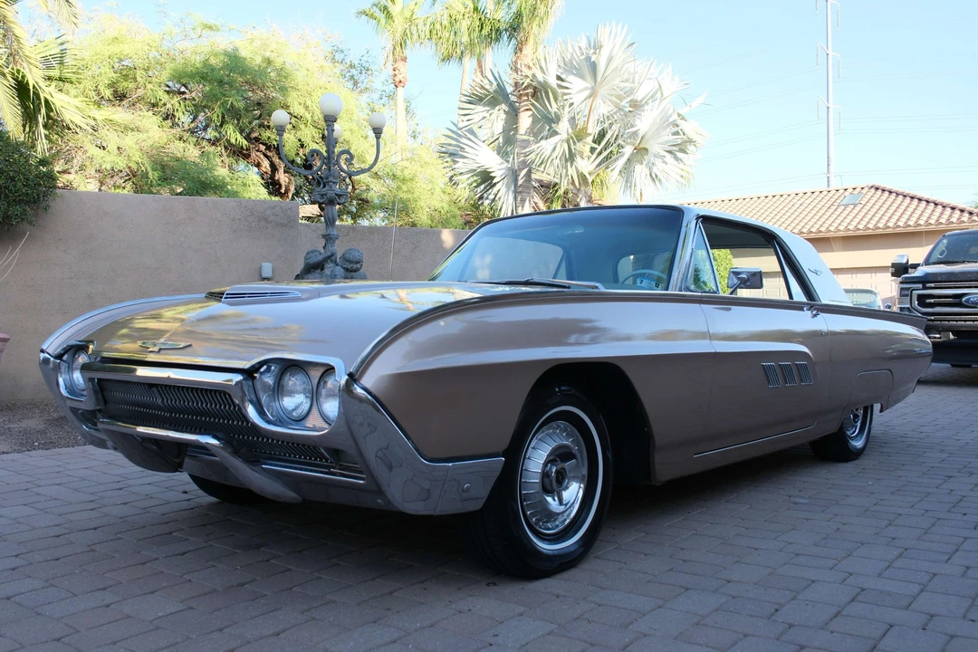 1963 Ford Thunderbird 3rd Gen - Image 24 of 31
