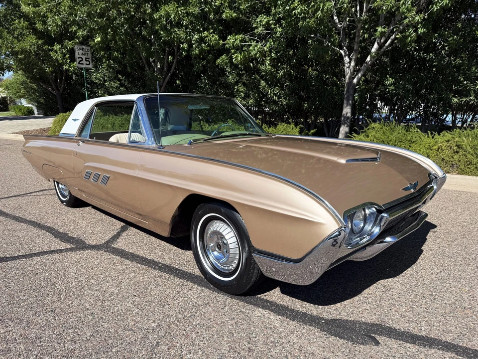 1963 Ford Thunderbird 3rd Gen - Image 10 of 31