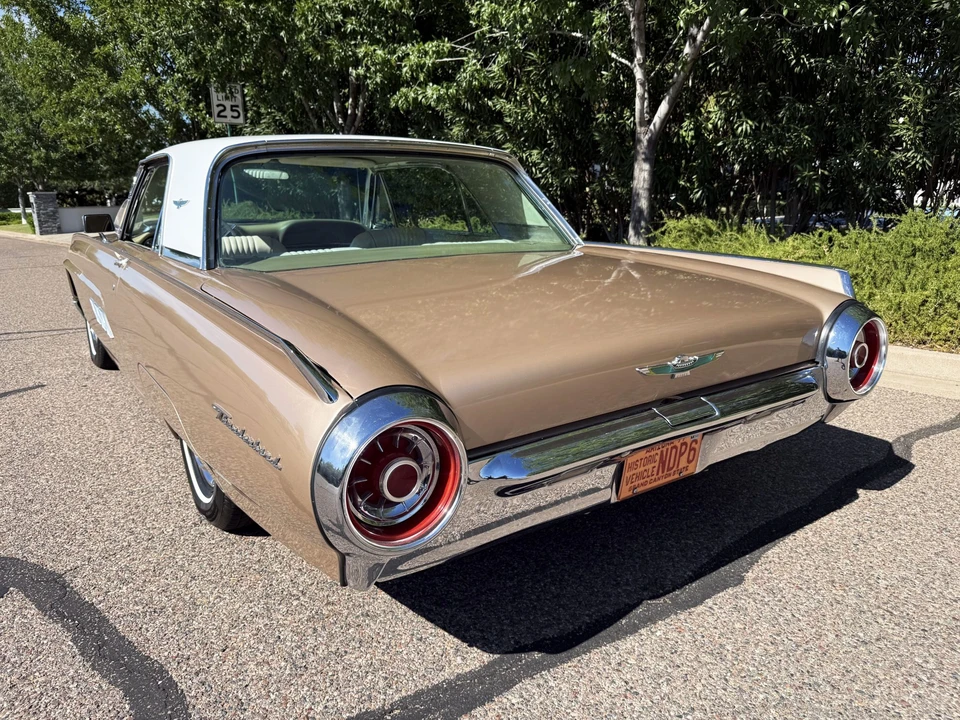 1963 Ford Thunderbird 3rd Gen - Image 20 of 31