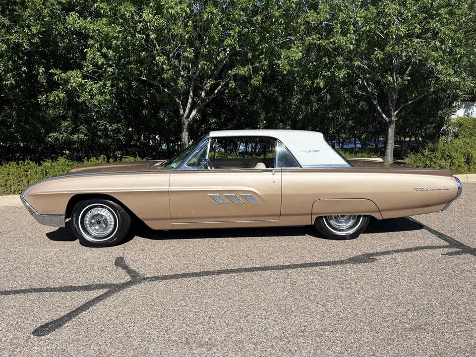 1963 Ford Thunderbird 3rd Gen - Image 22 of 31