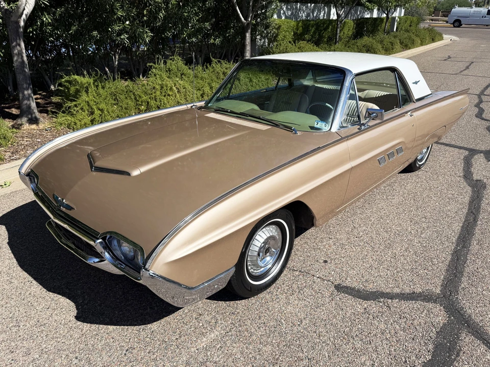 1963 Ford Thunderbird 3rd Gen - Image 2 of 31