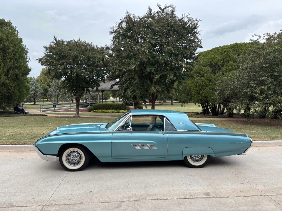 1963 Ford Thunderbird 2nd Gen - Image 10 of 31