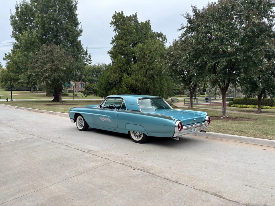 1963 Ford Thunderbird 2nd Gen - Image 12 of 31