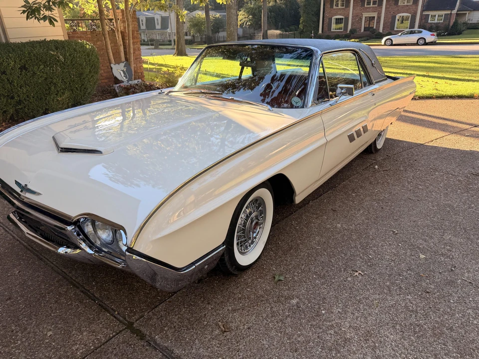 1963 Ford Thunderbird 3rd Gen - Image 16 of 31