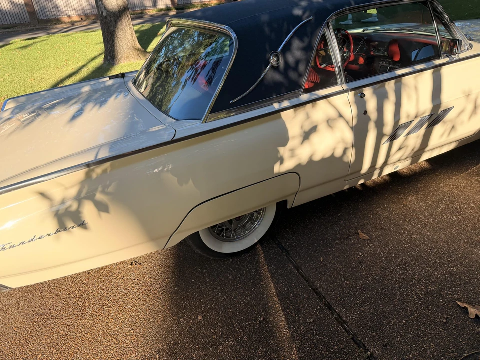 1963 Ford Thunderbird 3rd Gen - Image 10 of 31