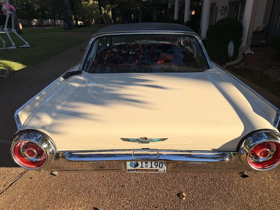 1963 Ford Thunderbird 3rd Gen - Image 9 of 31