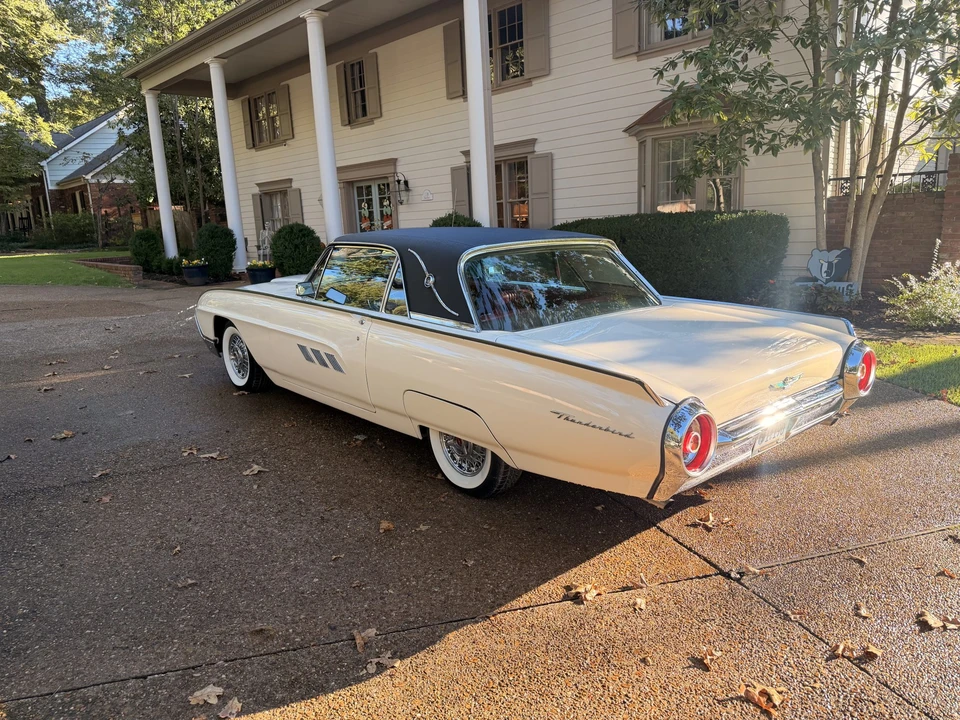 1963 Ford Thunderbird 3rd Gen - Image 7 of 31