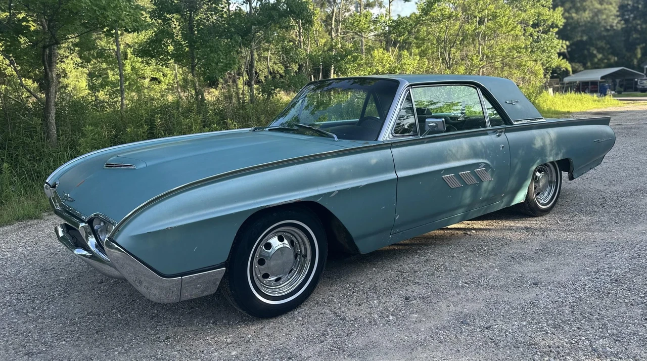 1963 Ford Thunderbird 3rd Gen - Image 3 of 31