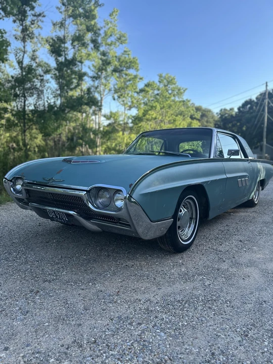 1963 Ford Thunderbird 3rd Gen - Image 2 of 31
