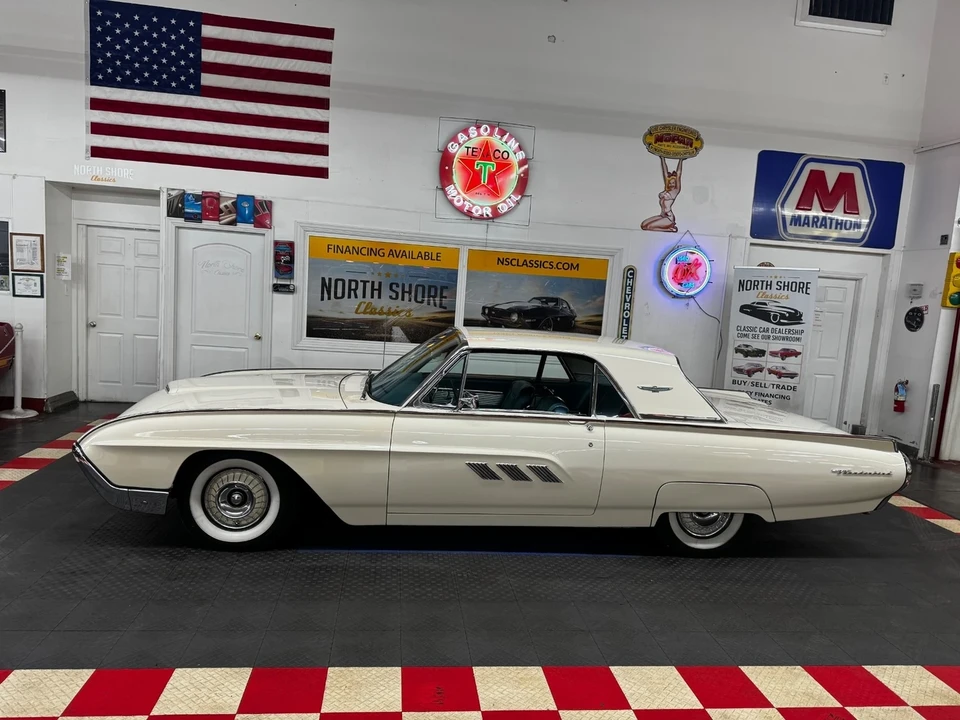 1963 Ford Thunderbird 3rd Gen - Image 4 of 21