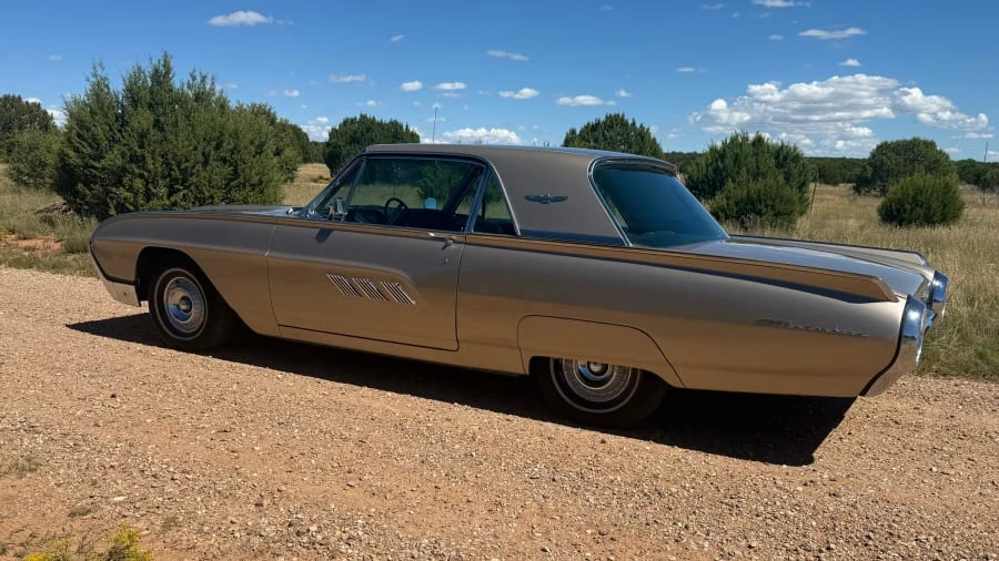 1963 Ford Thunderbird 3rd Gen - Image 3 of 11