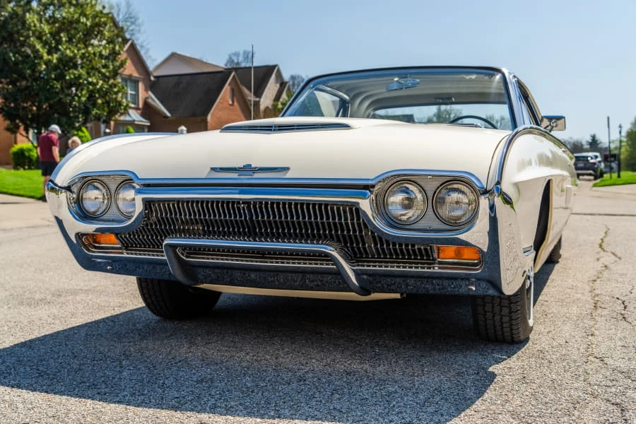 1963 Ford Thunderbird 3rd Gen - Image 11 of 31