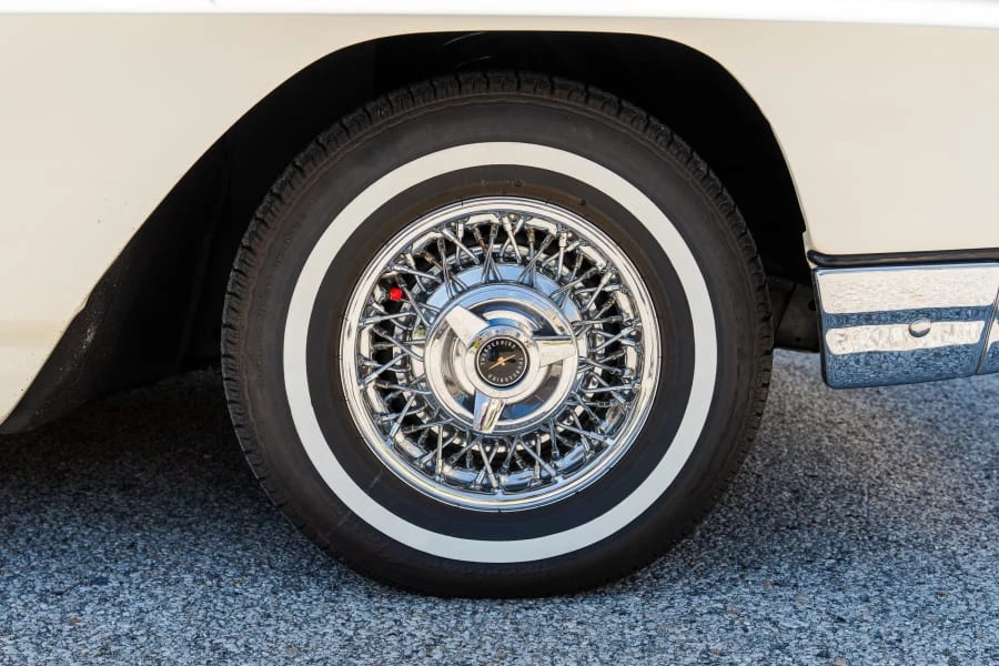 1963 Ford Thunderbird 3rd Gen - Image 16 of 31