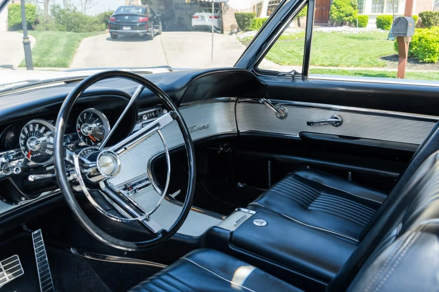1963 Ford Thunderbird 3rd Gen - Image 24 of 31