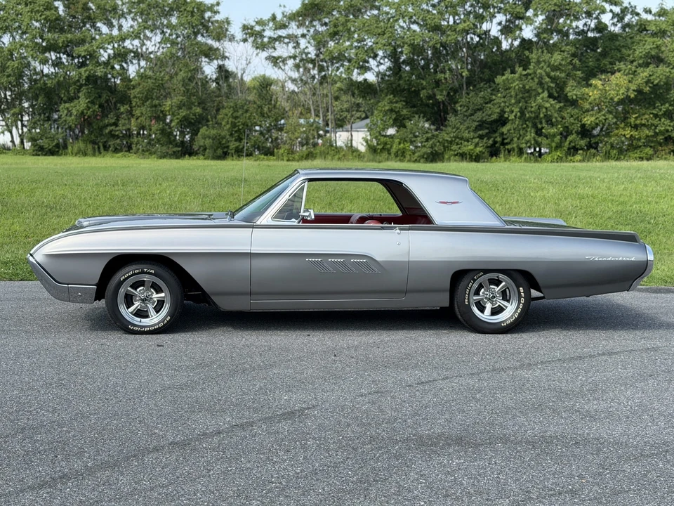 1963 Ford Thunderbird 3rd Gen - Image 28 of 31