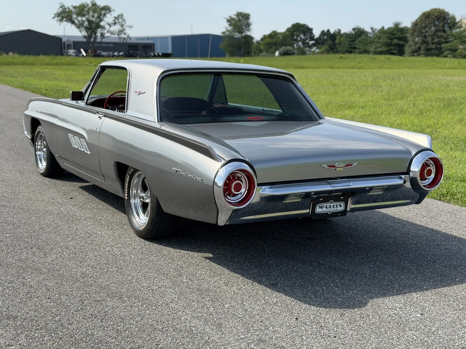 1963 Ford Thunderbird 3rd Gen - Image 20 of 31