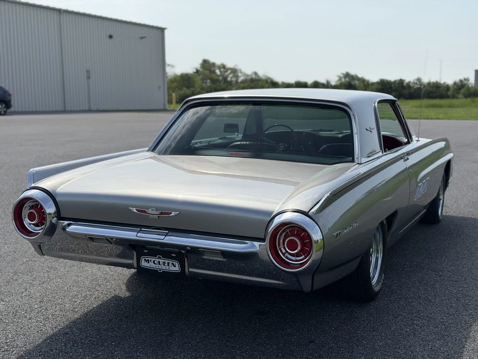 1963 Ford Thunderbird 3rd Gen - Image 16 of 31