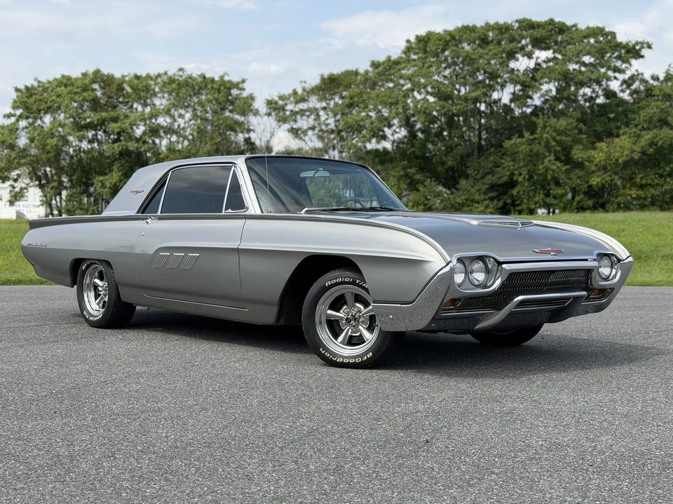 1963 Ford Thunderbird 3rd Gen - Image 10 of 31