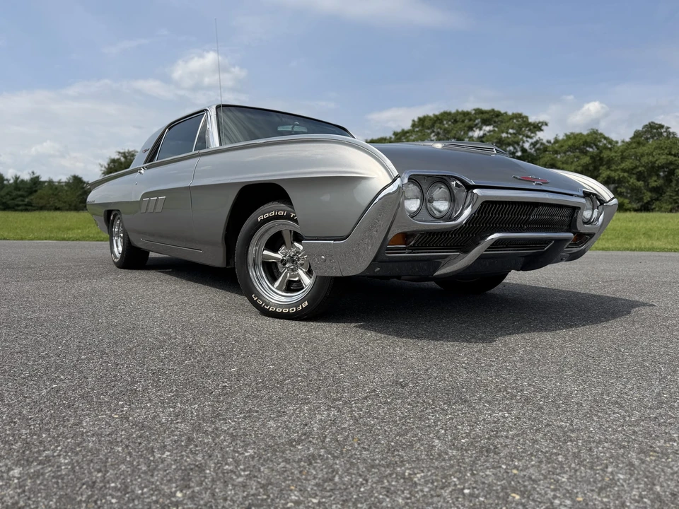 1963 Ford Thunderbird 3rd Gen - Image 8 of 31