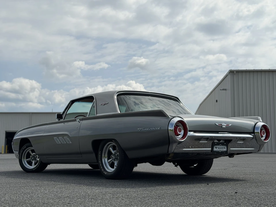 1963 Ford Thunderbird 3rd Gen - Image 23 of 31