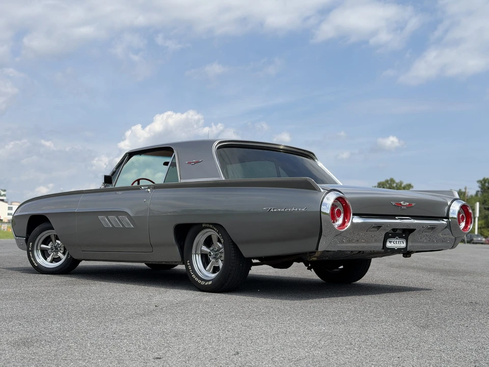 1963 Ford Thunderbird 3rd Gen - Image 25 of 31