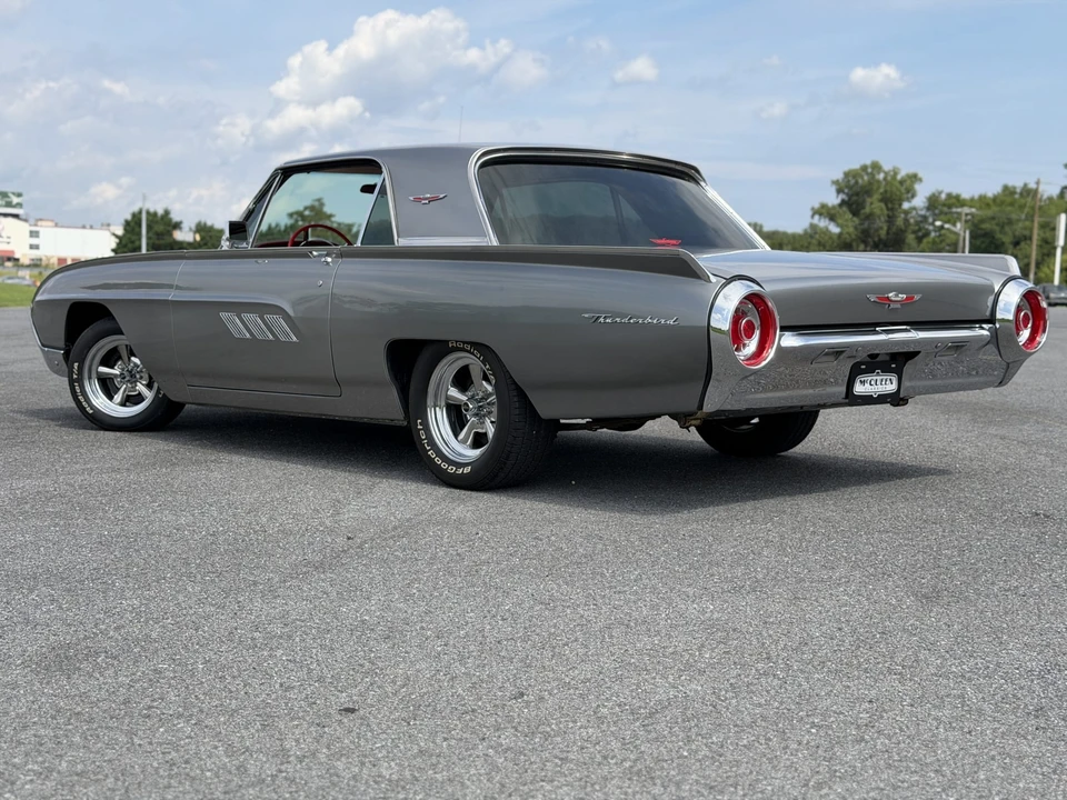 1963 Ford Thunderbird 3rd Gen - Image 24 of 31