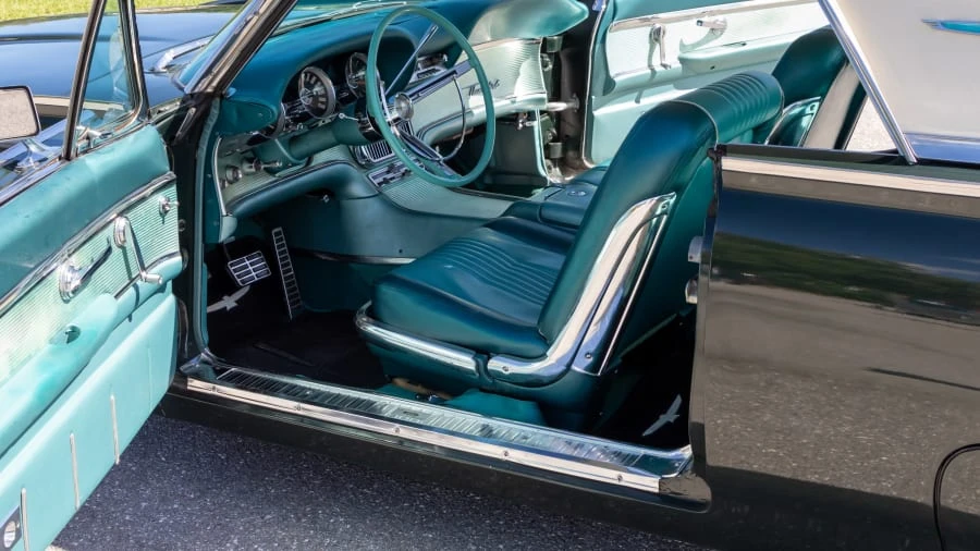 1963 Ford Thunderbird 3rd Gen - Image 4 of 31