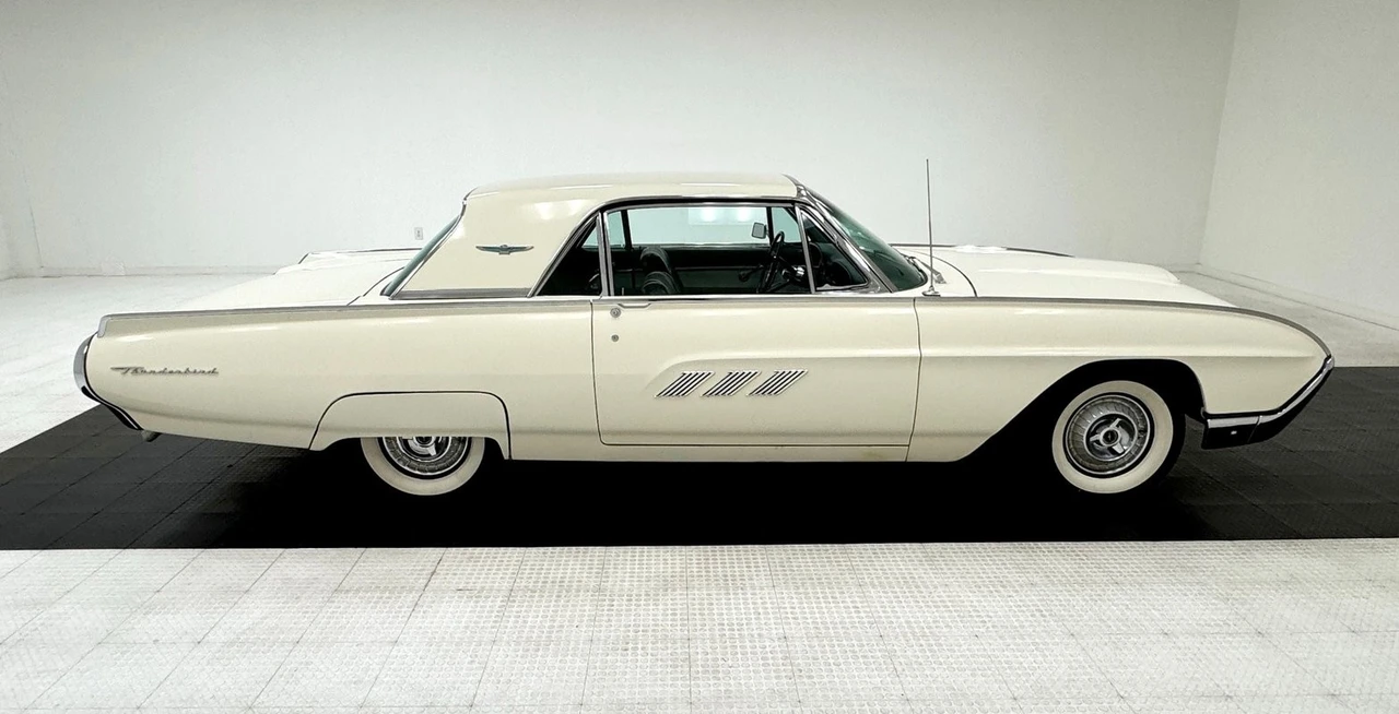 1963 Ford Thunderbird 3rd Gen - Image 6 of 12