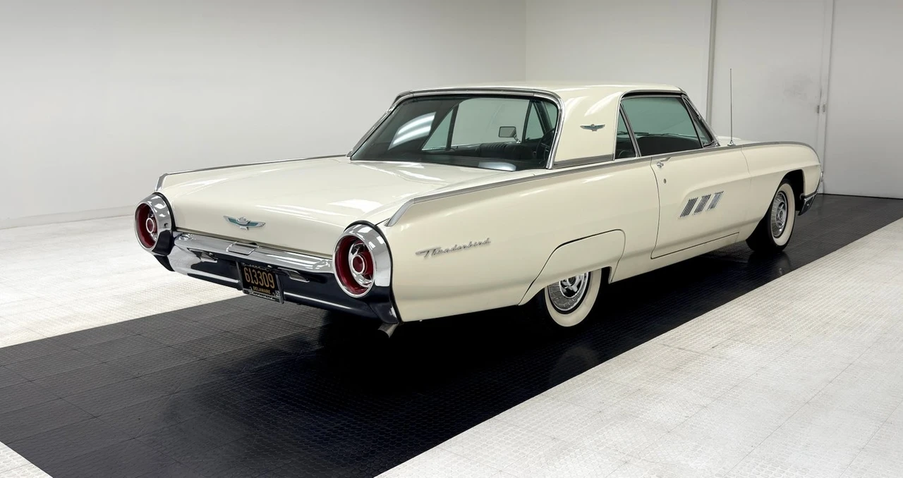 1963 Ford Thunderbird 3rd Gen - Image 5 of 12