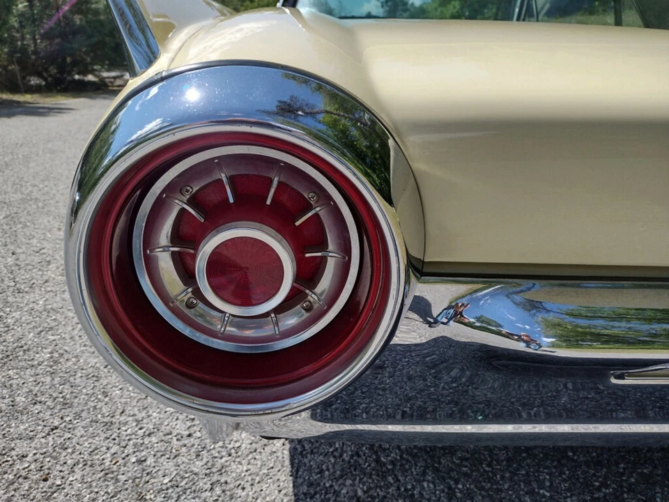 1963 Ford Thunderbird 3rd Gen - Image 12 of 31