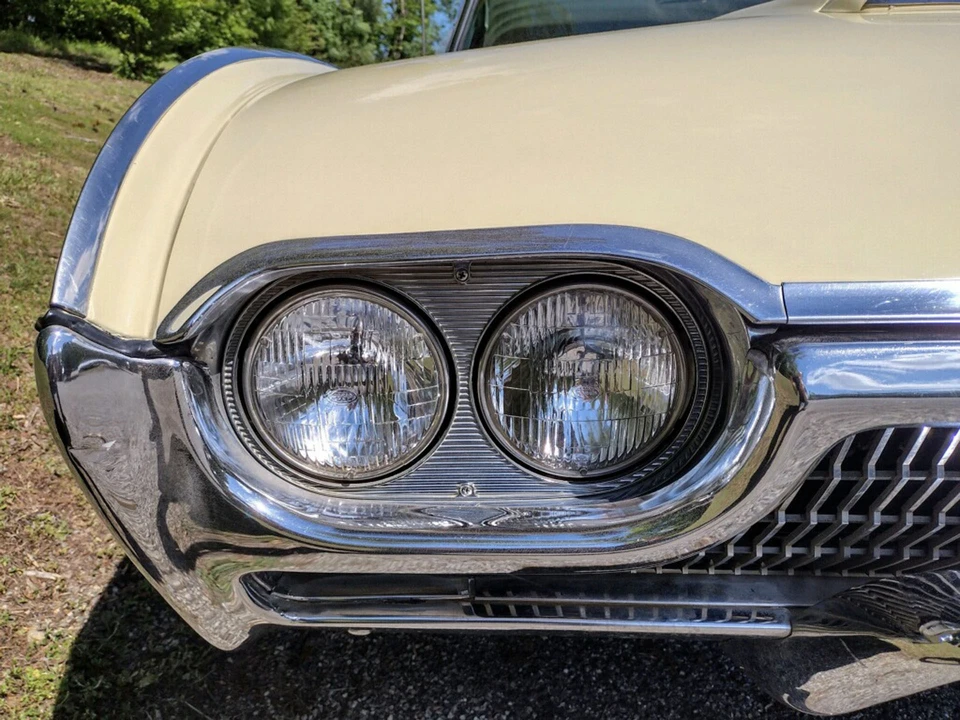 1963 Ford Thunderbird 3rd Gen - Image 19 of 31